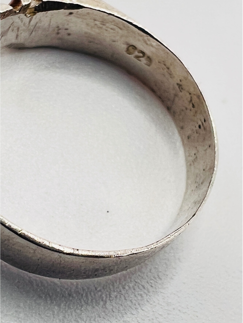 925 Sterling Silver Southwestern Storyteller Wide Band Ring Size 8.5 - Picture 2 of 3